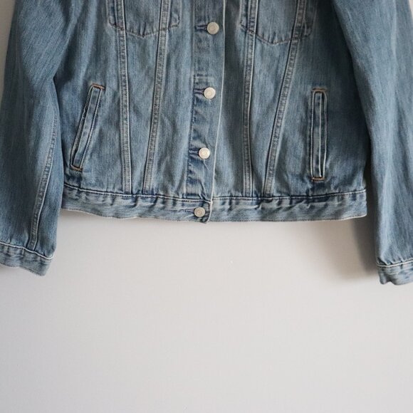 GAP Women's Blue Sz M Icon Medium Wash Buttoned Casual Long Sleeve Denim Jacket‎ - Picture 8 of 11